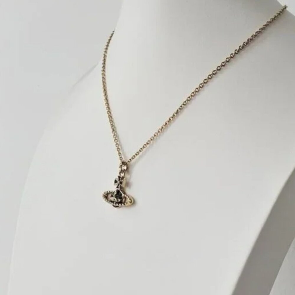 Vivienne Westwood Necklace - Picture 6 of 10